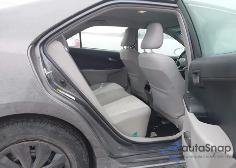 2013 Toyota Camry Le z USA, uszkodzony, nr VIN 4T4BF1FK2DR312455